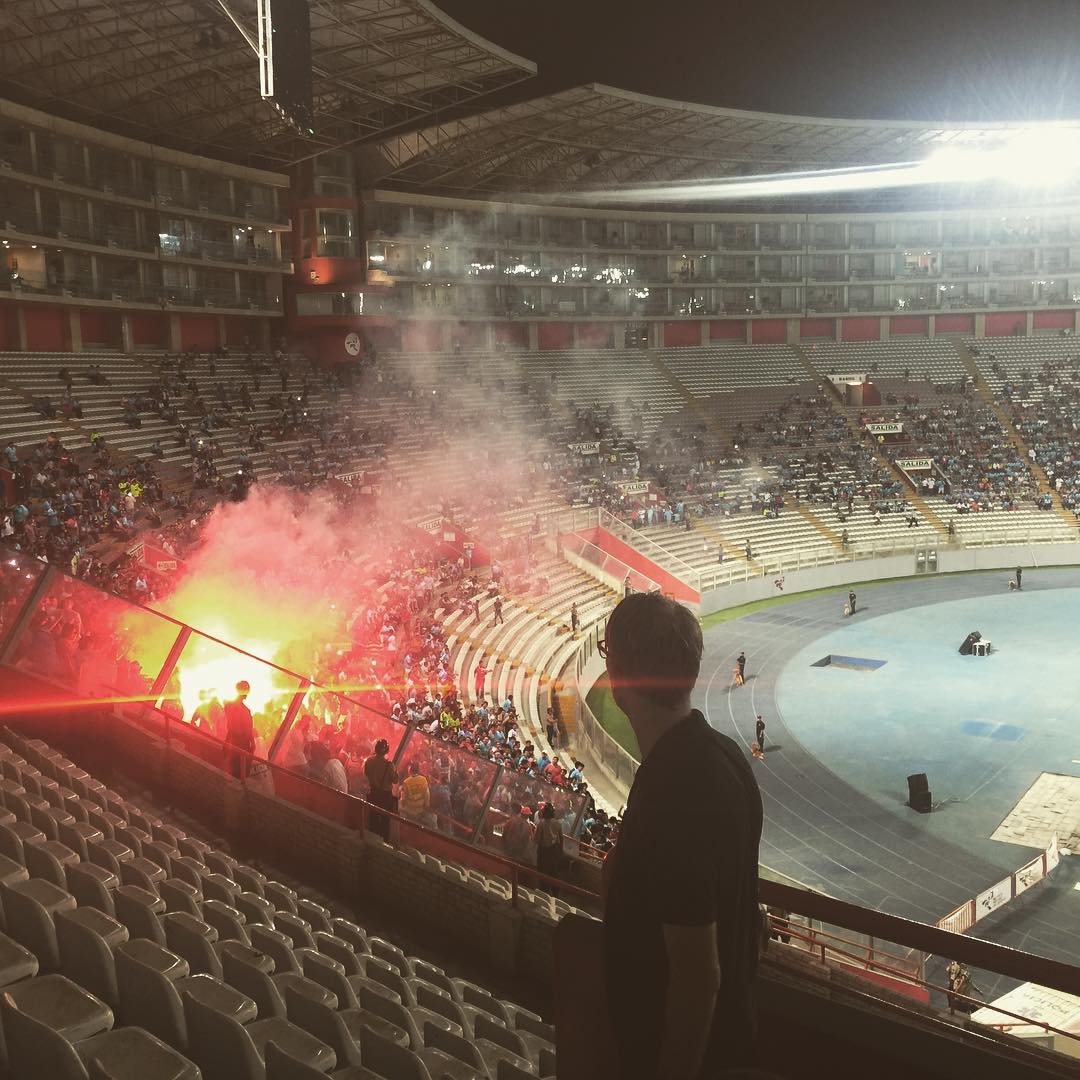 This is how you futbol.