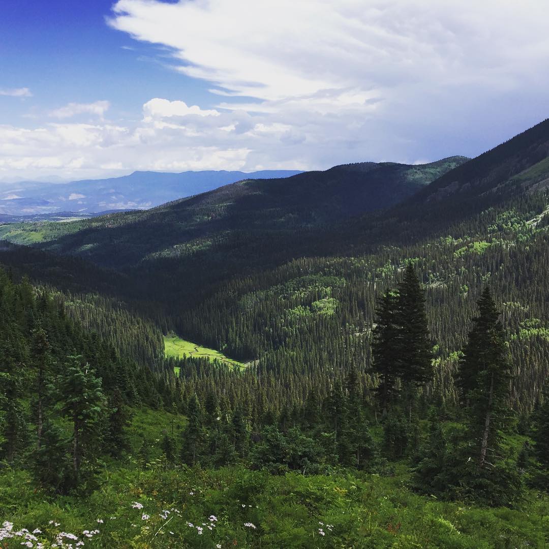 Ridiculous views in between the rain. #bluelakes #colorado #mountains