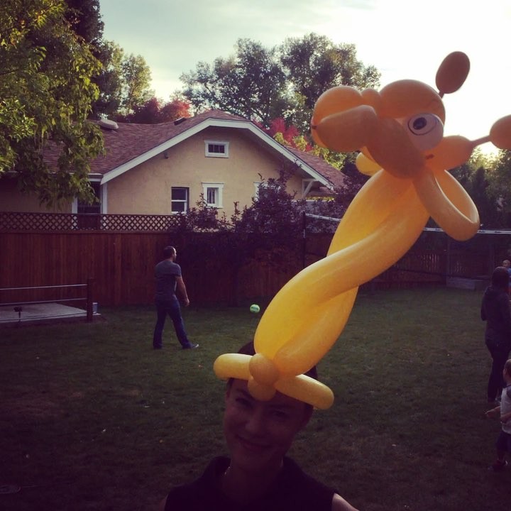 @akires is a giraffe!