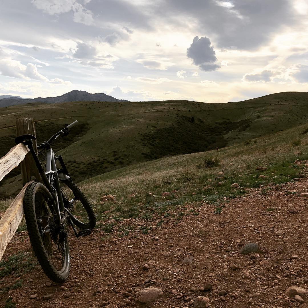 More of this today with @michaelarestad and @keyabird. Makes me happy. #mountainbike #specialized #enduro