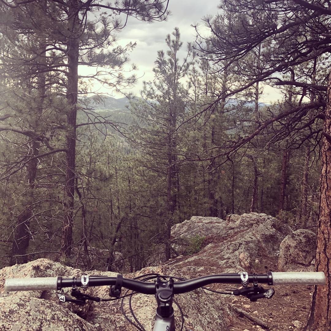 Weekday ride to blow out the cobwebs. Last chance for almost 2 weeks, with some back to back travel. #mtb #enduromtb #enduro #specialized