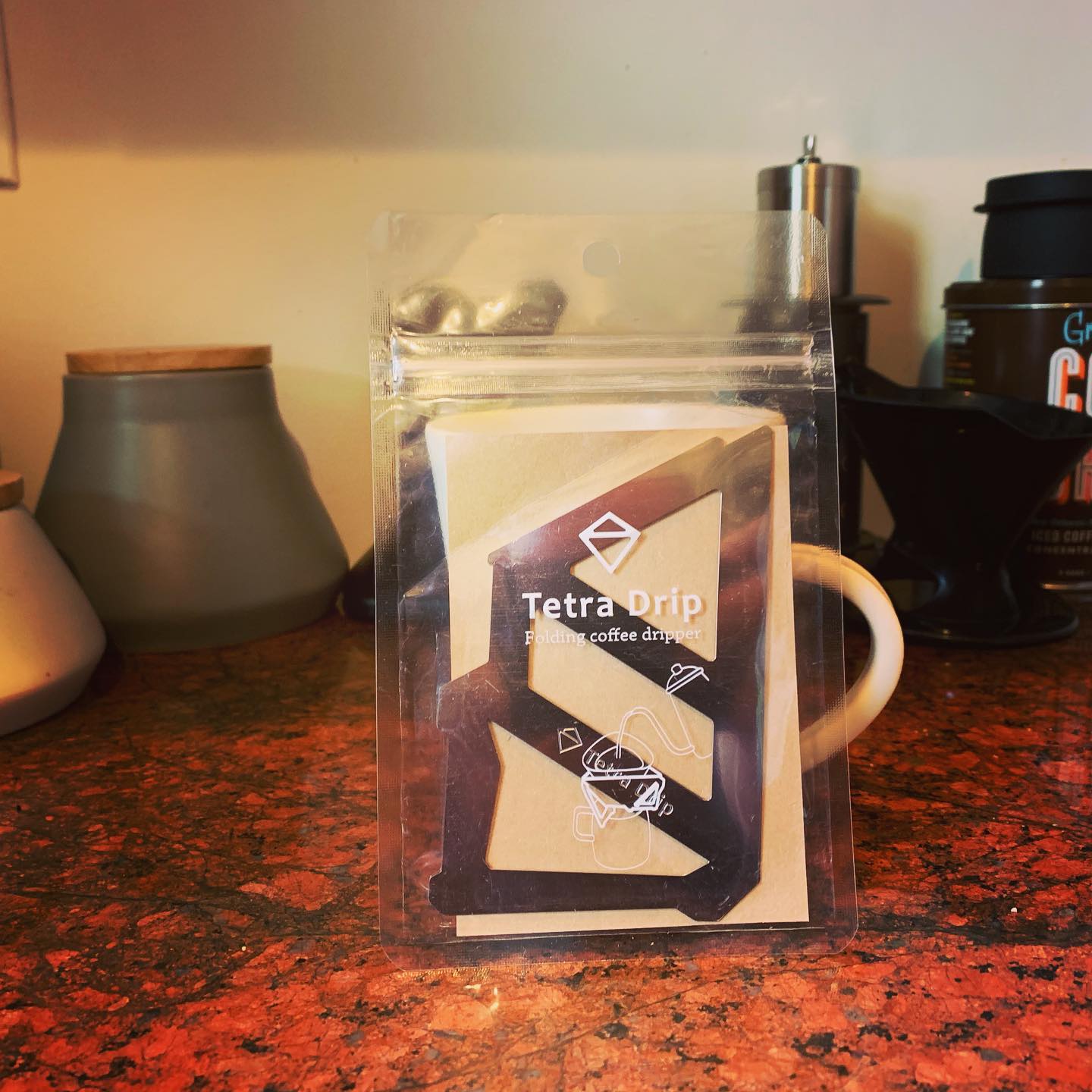 Fancy new coffee gadgets. @munieq.jp #tetradrip